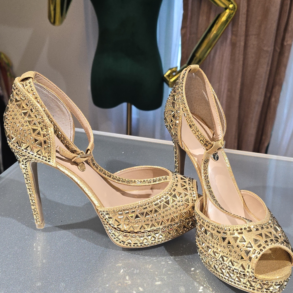 Thalia Sodi Gold Crystal Embellished Heels. New